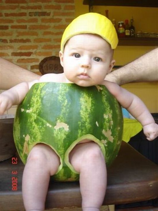 1255500266_watermelon_baby_04.jpg