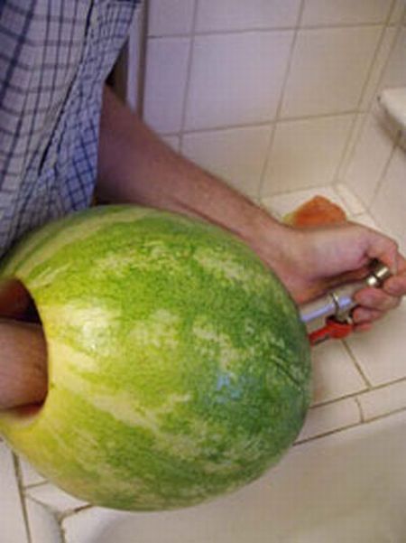 1256277978_watermelon_04.jpg
