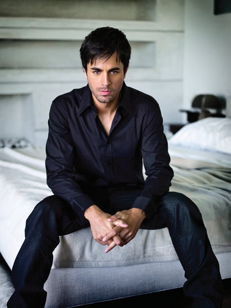 EnriqueIglesias-03-big.jpg