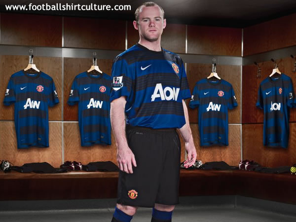 manchester-united-11-12-nike-away-football-shirt-a.jpg