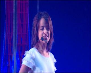 Alizee_En_concert_3_thumb.jpg