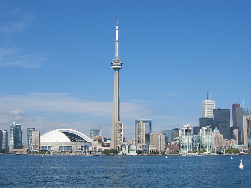 800px-Cntower2.jpg