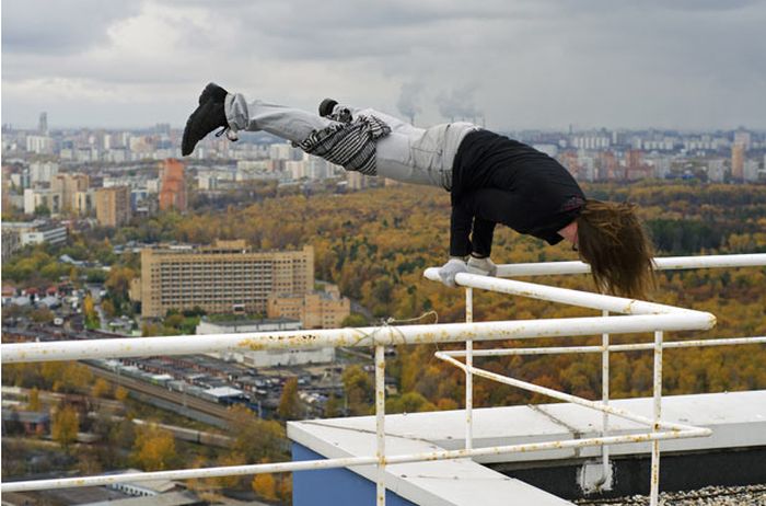 extreme_urban_climbing_in_russia_01.jpg