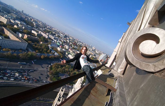 extreme_urban_climbing_in_russia_07.jpg