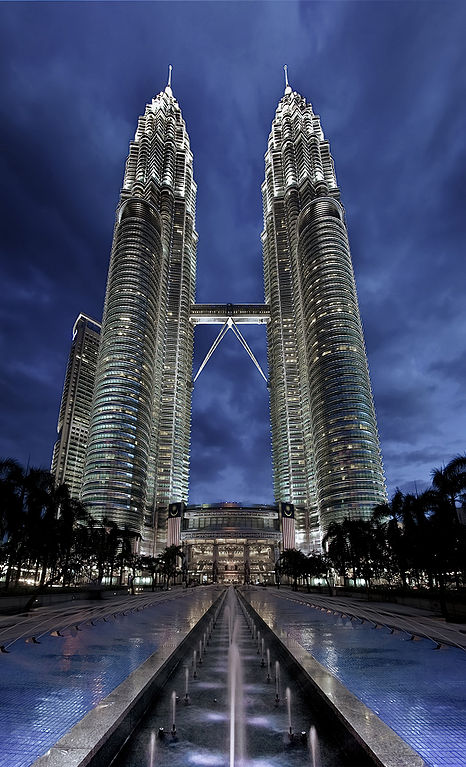 466px-Petronas_Panorama_II.jpg