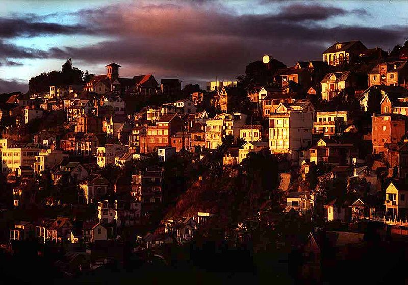 800px-Antananarivosunset.jpg