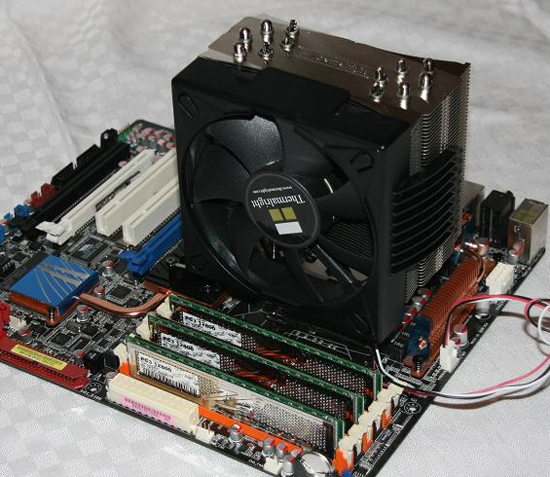 thermalright_ultra_120_extreme_1366_in_use-161008.jpg