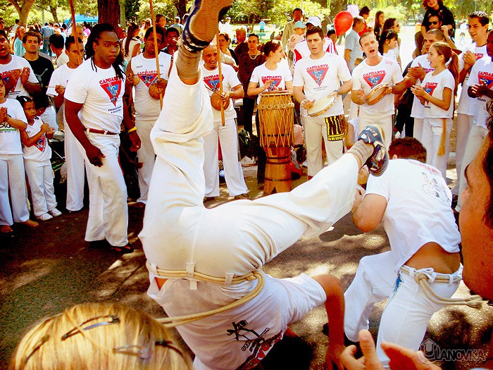 Roda_de_capoeira4.jpg