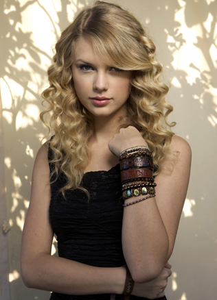 Taylor_Swift.jpg