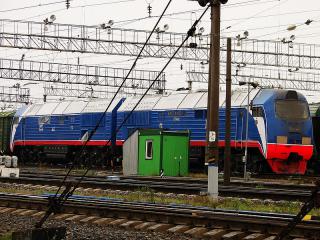 Diesel_locomotive_2TE25K_thumb.jpg