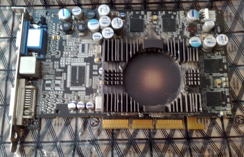 r9800se_128.jpg