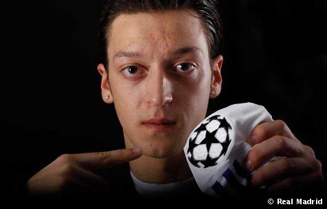 Ozil_%281%29.jpg