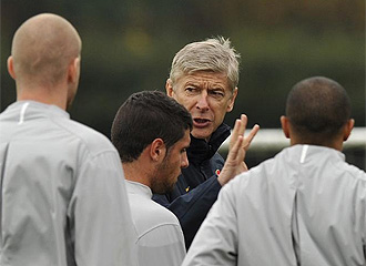 20091020_Wenger_c2779afdf4e0c594259ead3a0965df3d.jpg