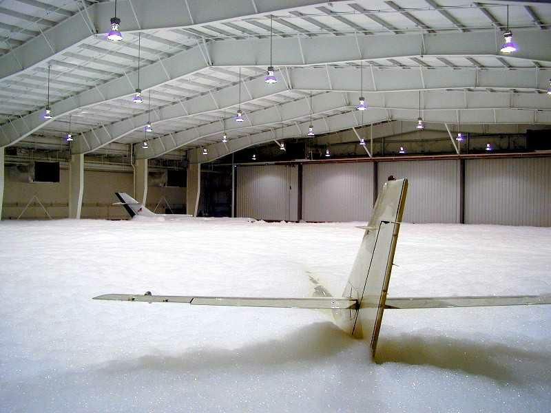 hangar_1.jpg