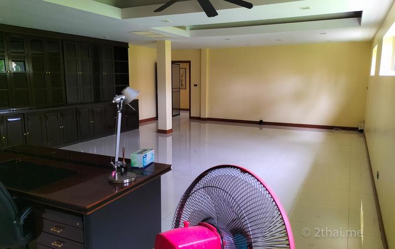 Talay Sawan 27-21 41.jpg